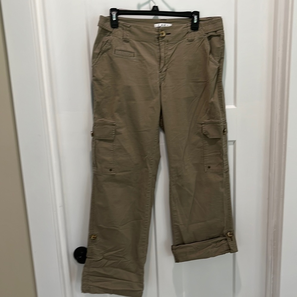 Cabi wide leg cargo pant can be full length or cropped